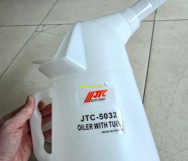 Bình nhựa châm nhớt dung tích 5 lít JTC 5032