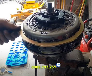 Cảo tháo lắp ly hợp kép hộp số DSG DCT DPS6 xe Ford