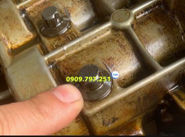 Bộ tuýp 5 cạnh và các đầu tuýp đặc biệt 12 chi tiết