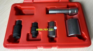 Bộ đầu tuýp tam giác tháo bơm cao áp JTC 4493