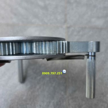Cảo mở lọc nhớt 3 chấu 106-160mm JTC-1453