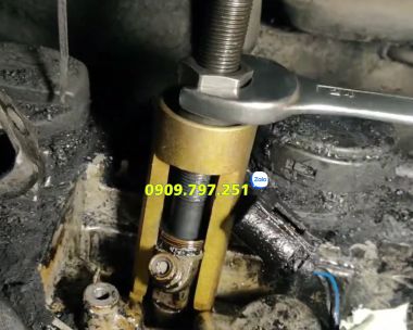 Cảo béc dầu xe Mercedes Benz Sprinter CDI