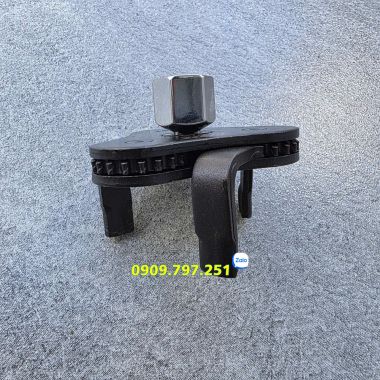 Cảo lọc nhớt 3 chân JTC 1942