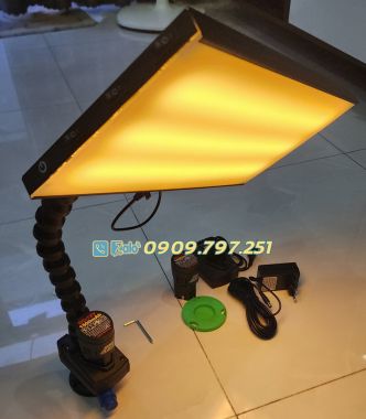 Đèn soi vết móp thân xe ô tô sử dụng pin