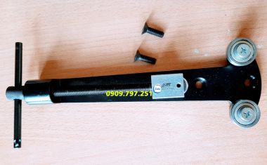 Dụng cụ cắt lọc nhớt JTC 4272