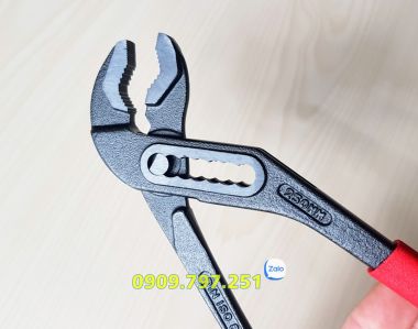 Kìm mỏ quạ 10
