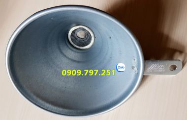 Phễu châm nhớt JTC 3108