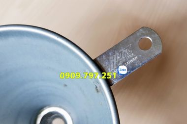 Phễu châm nhớt JTC 3108