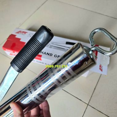Súng bơm mỡ cầm tay 400cc JTC 3305