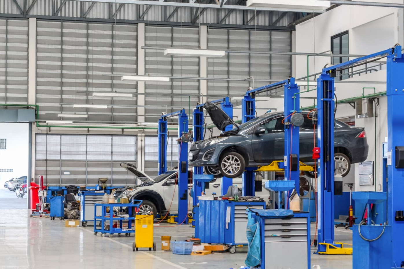 THIẾT BỊ SỬA CHỮA Ô TÔ