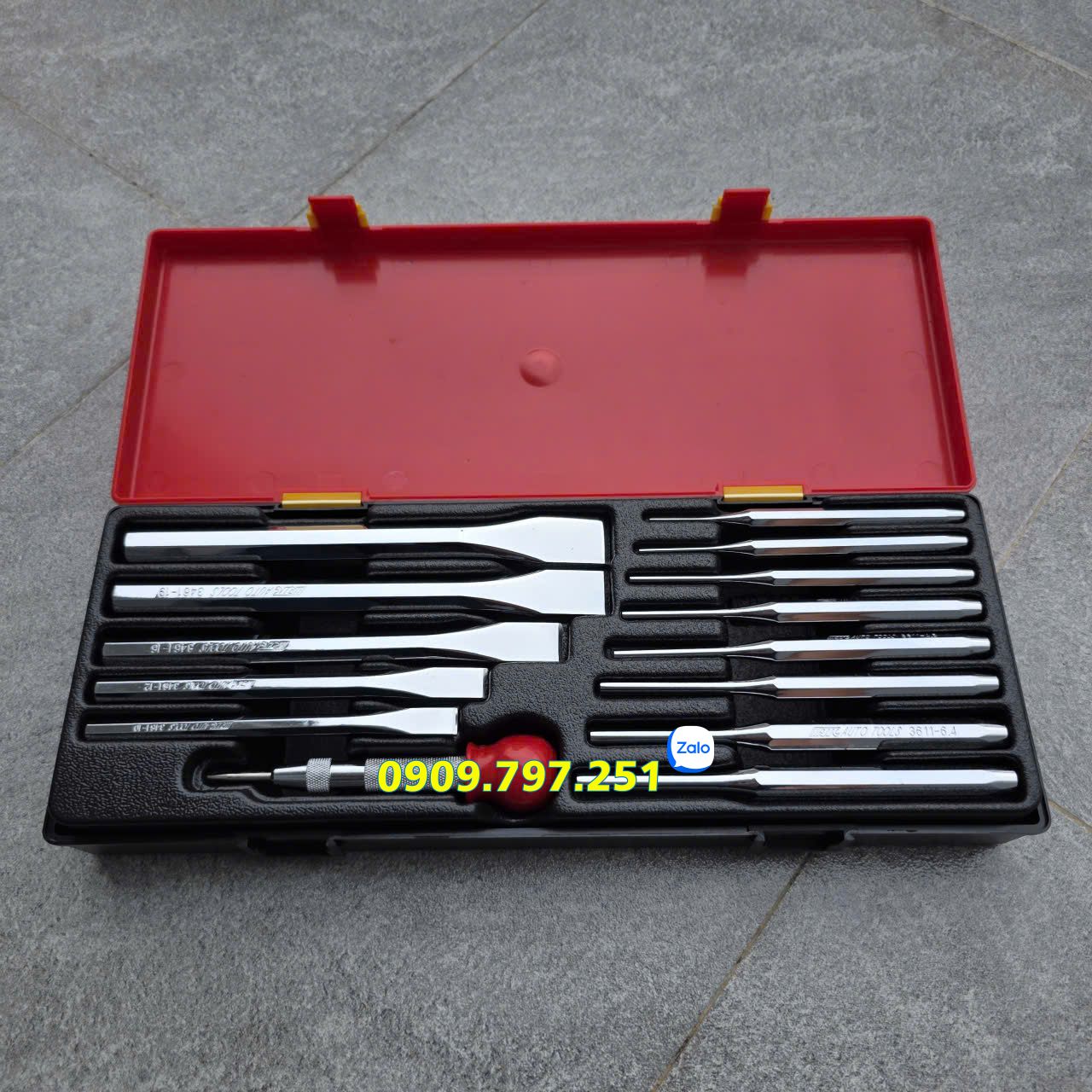 Bộ đục dẹp và đục chốt tròn 14 chi tiết JTC K8141