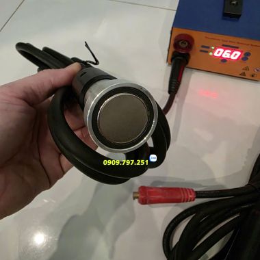 Máy gia nhiệt carbon sửa chữa vết móp ô tô