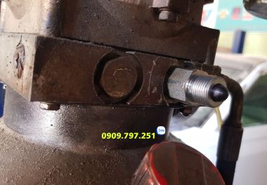 Van xả nhớt cầu nâng 2 trụ 4 trụ 72mm x ren 19mm